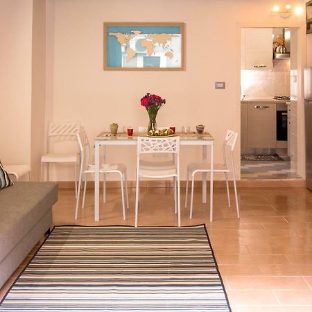 Sikulahouse - Apartment In The City Center カターニア エクステリア 写真