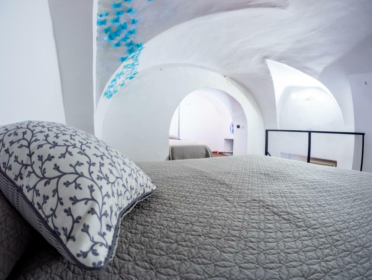 Sikulahouse - Apartment In The City Center カターニア エクステリア 写真